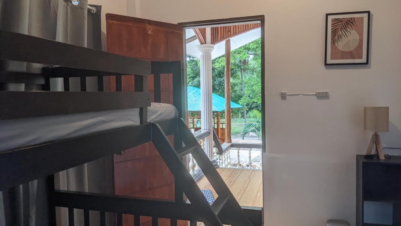 Maya Guest House - Sipaway Island San Carlos  Exteriér fotografie